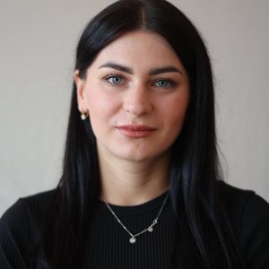 Alina Khvostova