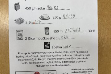 Peče celá družina