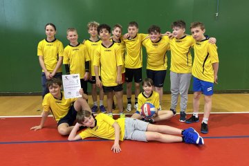 Stříbro z okrskového kola ve vybíjené