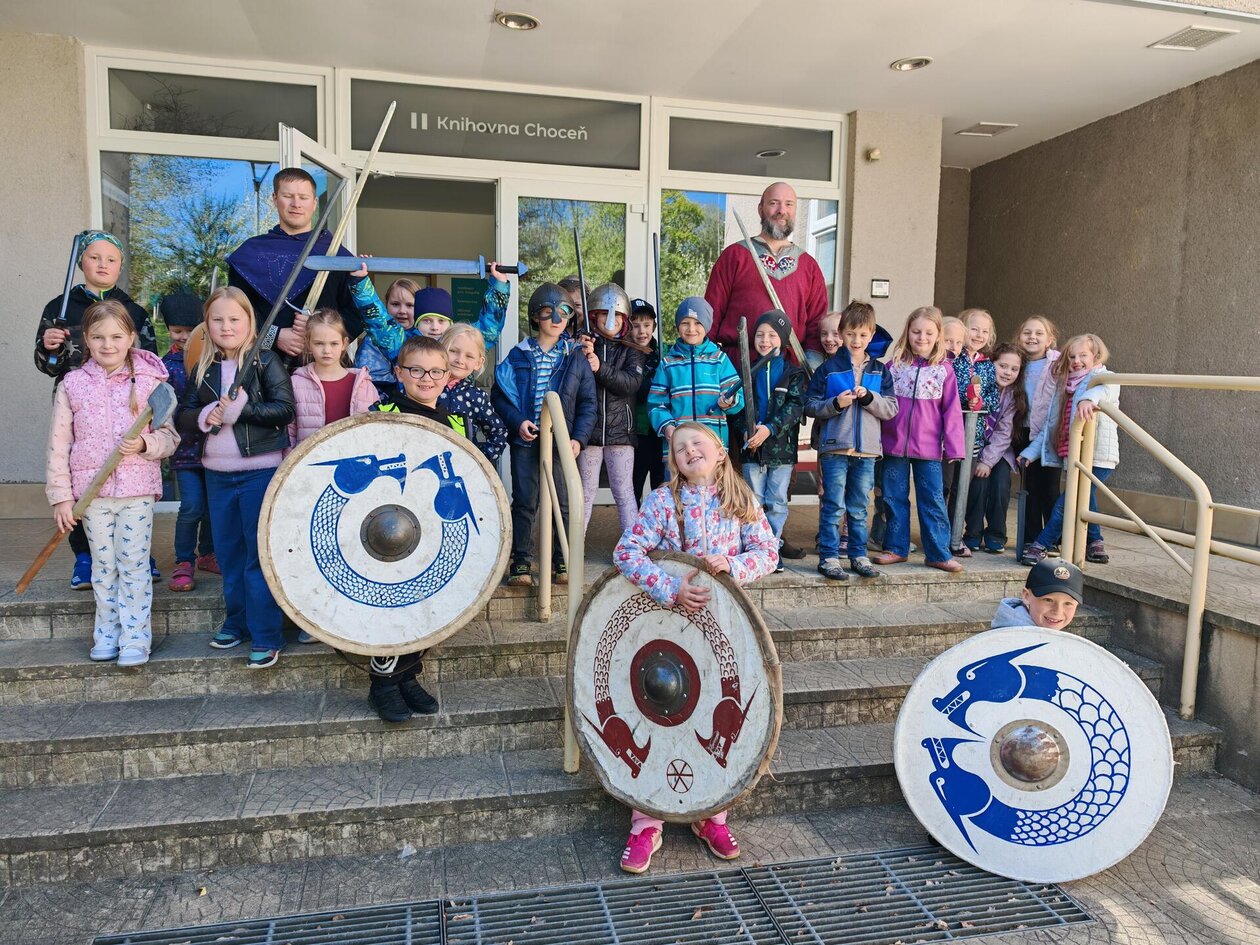 Rytíři čtenáři z 1. tříd